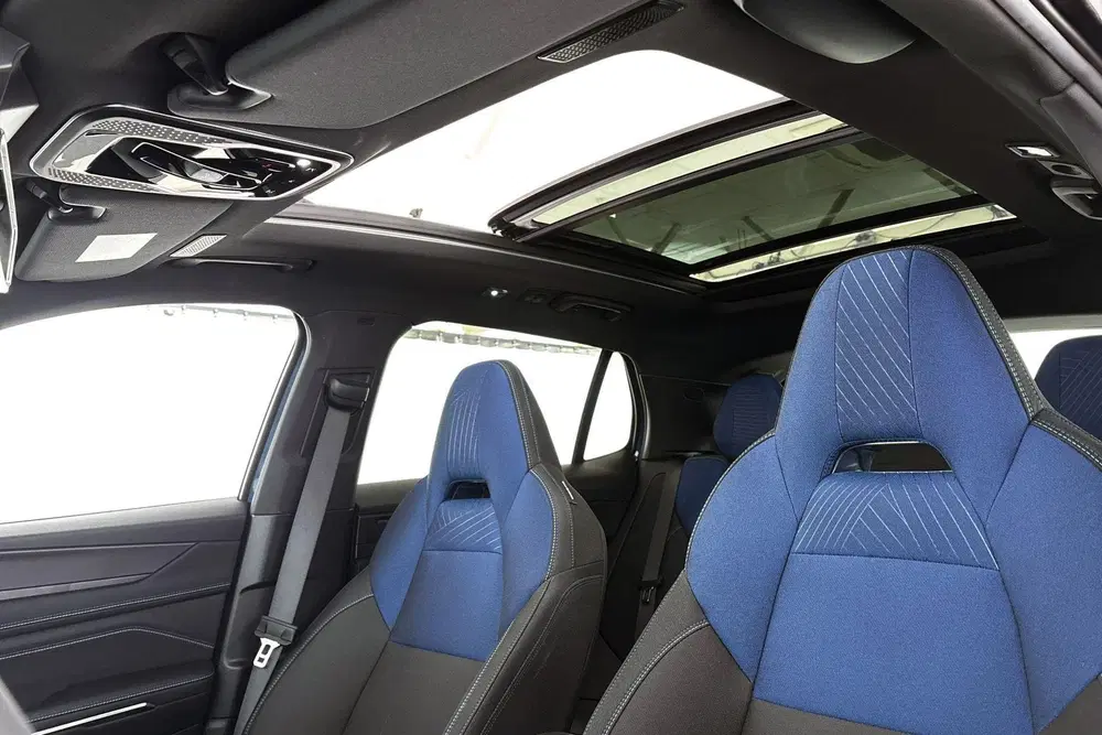 Lynk & Co 01 1.5 PHEV Panoramadak Stuur-Stoelverwarming uit 2025, foto 8