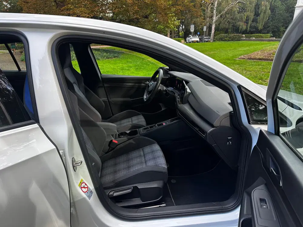Volkswagen Golf 1.4 Ehybrid 245pk DSG 2021 Wit uit 2021, foto 10
