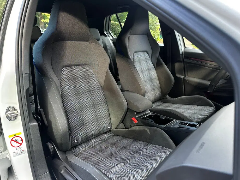 Volkswagen Golf 1.4 Ehybrid 245pk DSG 2021 Wit uit 2021, foto 12