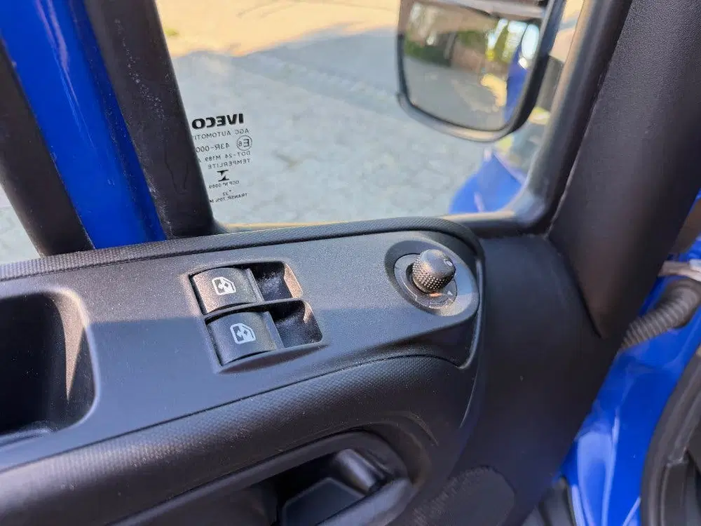 Iveco Daily 3.0 L uit 2022, foto 12