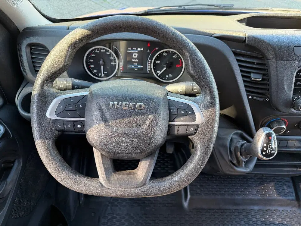 Iveco Daily 3.0 L uit 2022, foto 8
