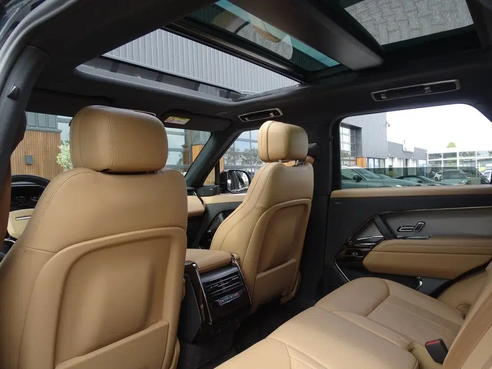 Land Rover Range Rover Sport P440e Dynamic SE uit 2024, foto 14