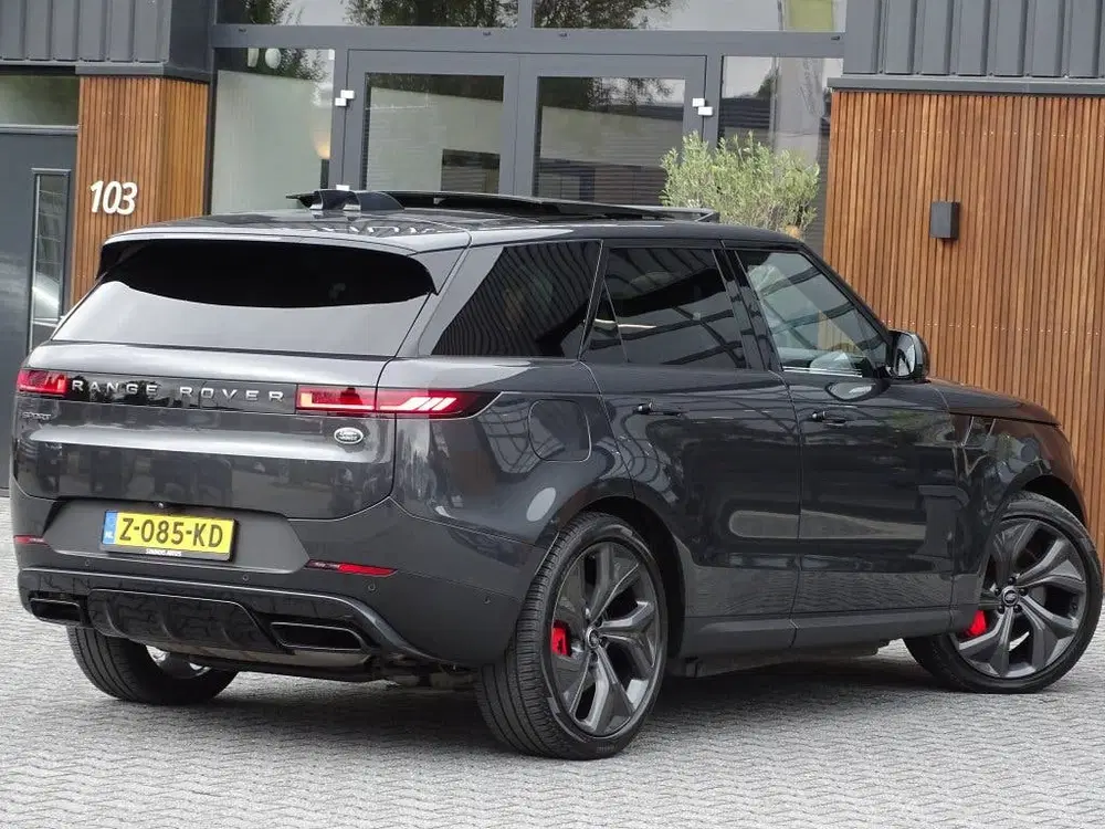 Land Rover Range Rover Sport P440e Dynamic SE uit 2024, foto 8