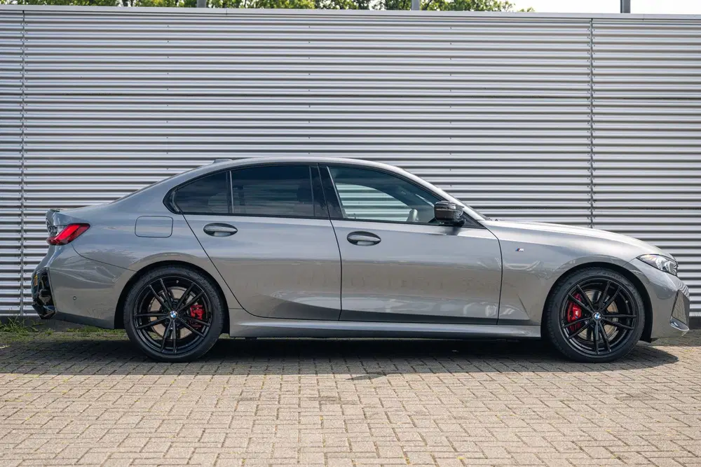 BMW 3-serie M340d xDrive Automaat uit 2024, foto 3