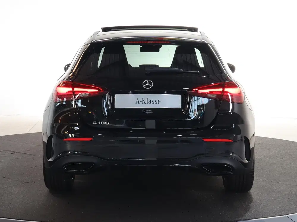 Mercedes-Benz A-Klasse 180 Business Solution AMG uit 2025, foto 4