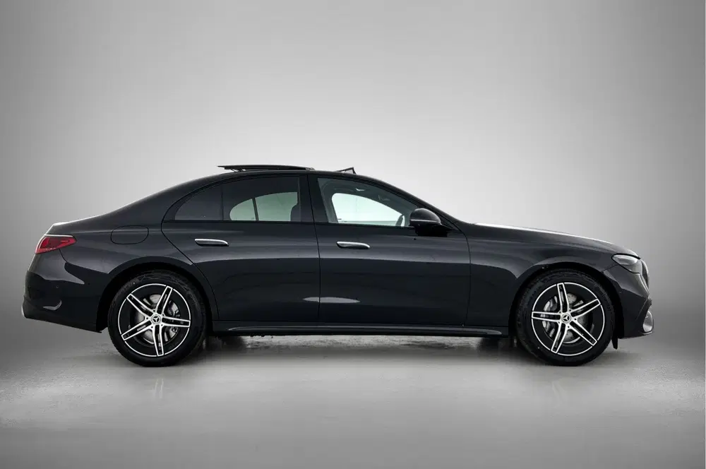 Mercedes-Benz E-Klasse 300 e Business Solution AMG uit 2026, foto 14