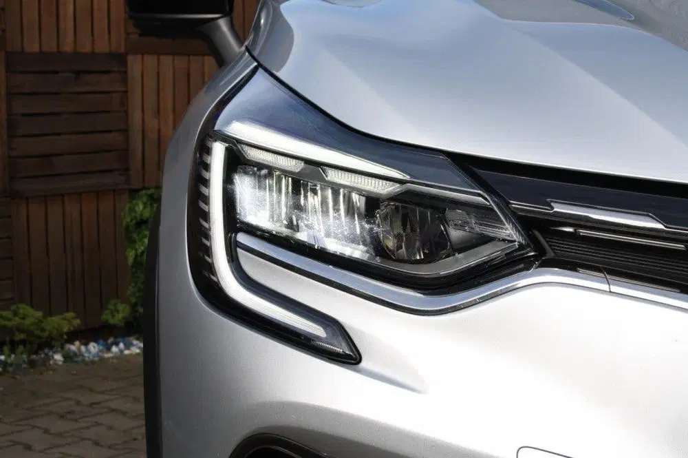 Renault Captur 1.6 E-Tech Plug-In Hybrid 160 Intens uit 2021, foto 15
