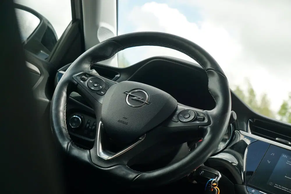 Opel Corsa 1.2 GS Line uit 2020, foto 10