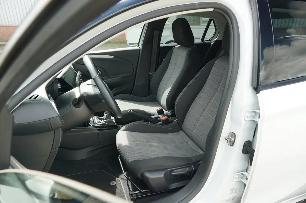 Opel Corsa 1.2 GS Line uit 2020, foto 15