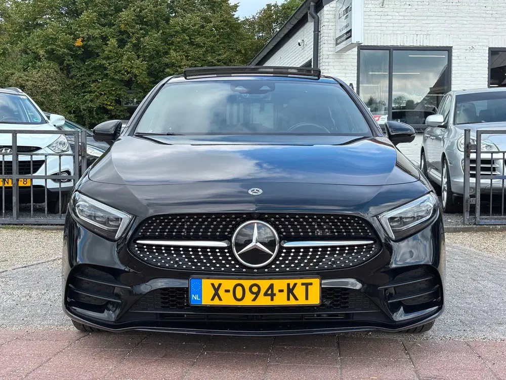 Mercedes-Benz A-Klasse 250 e AMG Line panorama dak Nieuwsta uit 2022, foto 8