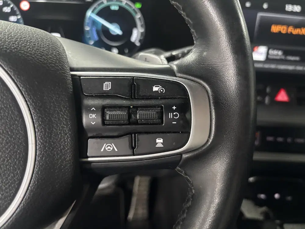 Kia Sportage 1.6 T-GDi Hybrid GT-Line uit 2023, foto 8