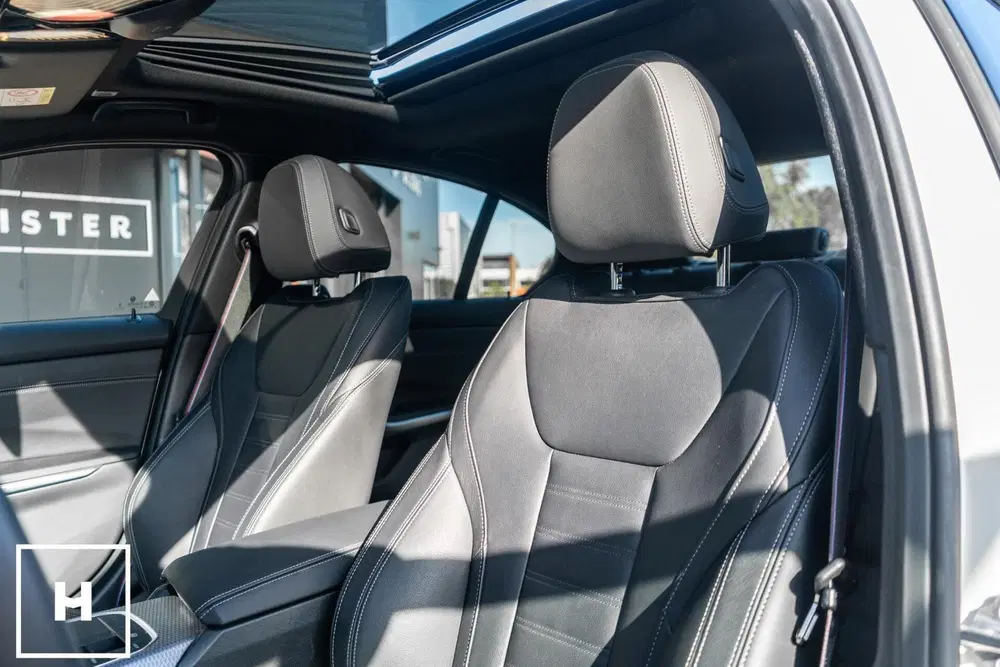 BMW 3-serie 330e M-Sport Pro uit 2026, foto 10