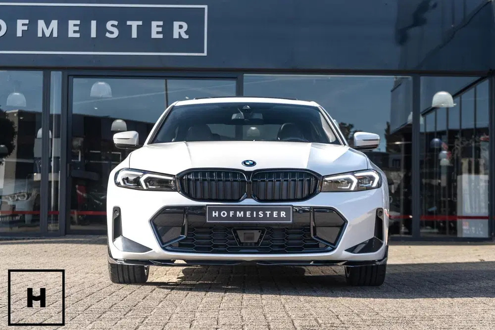 BMW 3-serie 330e M-Sport Pro uit 2026, foto 11