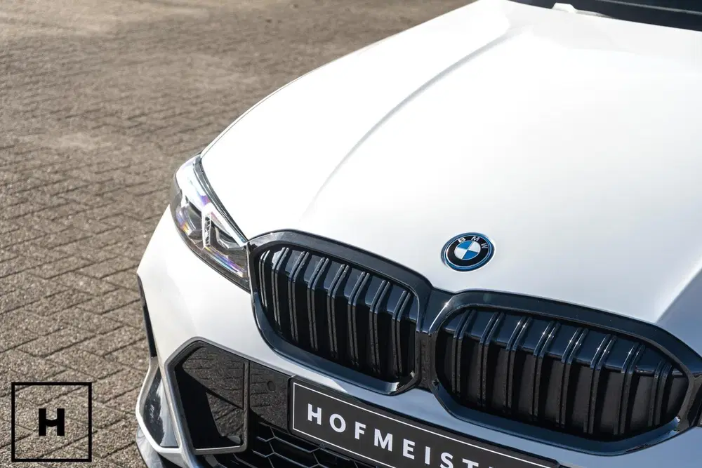 BMW 3-serie 330e M-Sport Pro uit 2026, foto 12