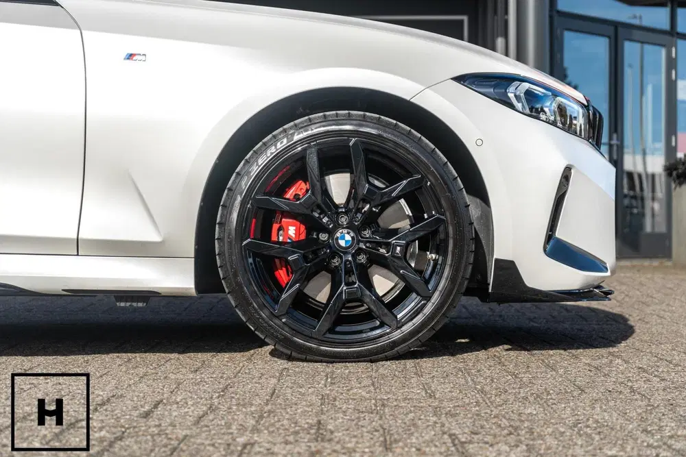 BMW 3-serie 330e M-Sport Pro uit 2026, foto 5