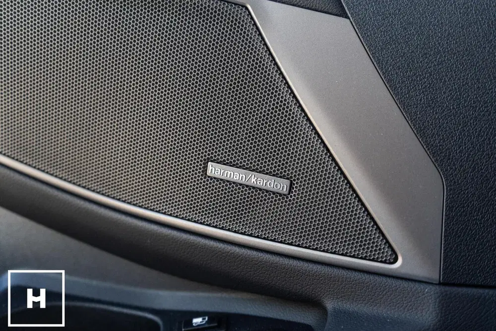 BMW 3-serie 330e M-Sport Pro uit 2026, foto 8