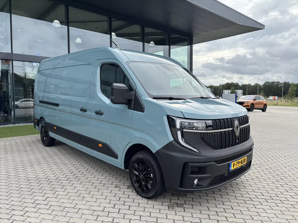 Renault Master L3H2 Binnenbetimmering + Carplay uit 2024, foto 2