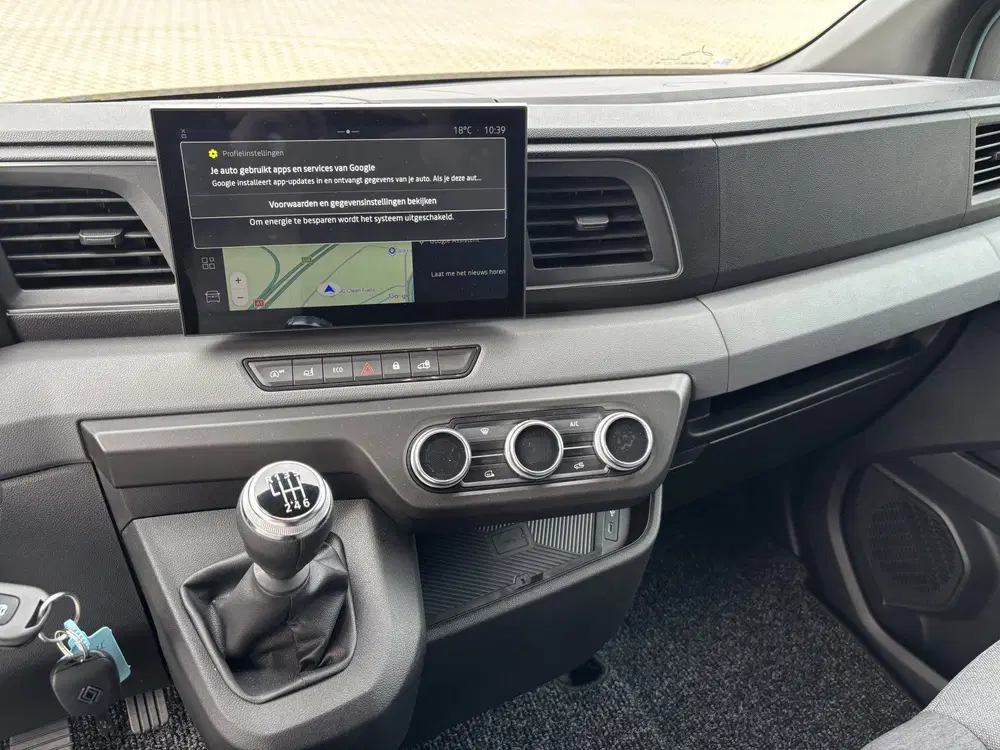 Renault Master L3H2 Binnenbetimmering + Carplay uit 2024, foto 9