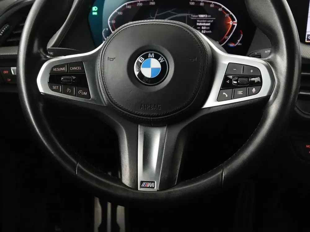 BMW 1-serie 120i Business Edition Plus uit 2022, foto 8