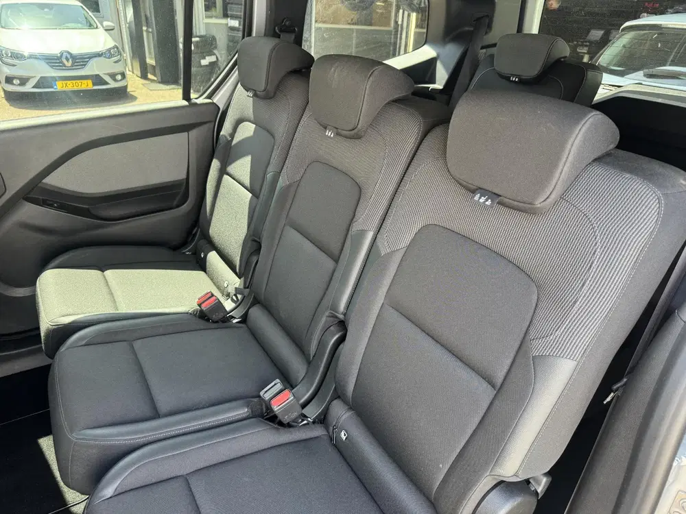 Renault Kangoo 1.3 TCe 130pk EDC Techno 7pers Navi uit 2024, foto 11