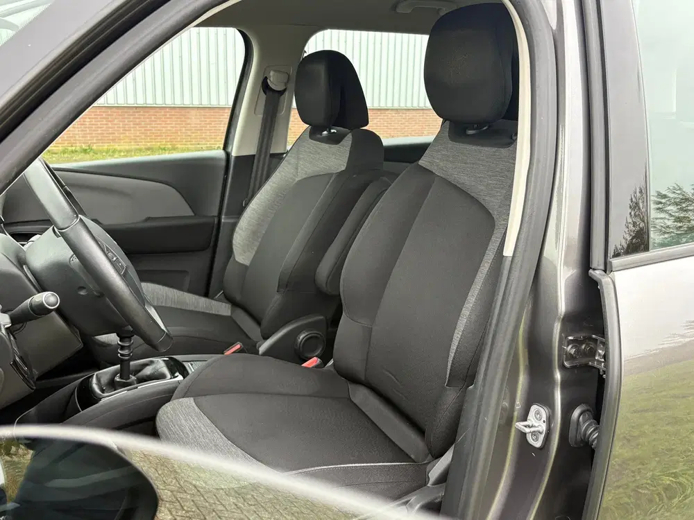 Citroën Grand C4 SpaceTourer Citroen Grand C4 SpaceTourer 1.2 PureTech uit 2020, foto 14