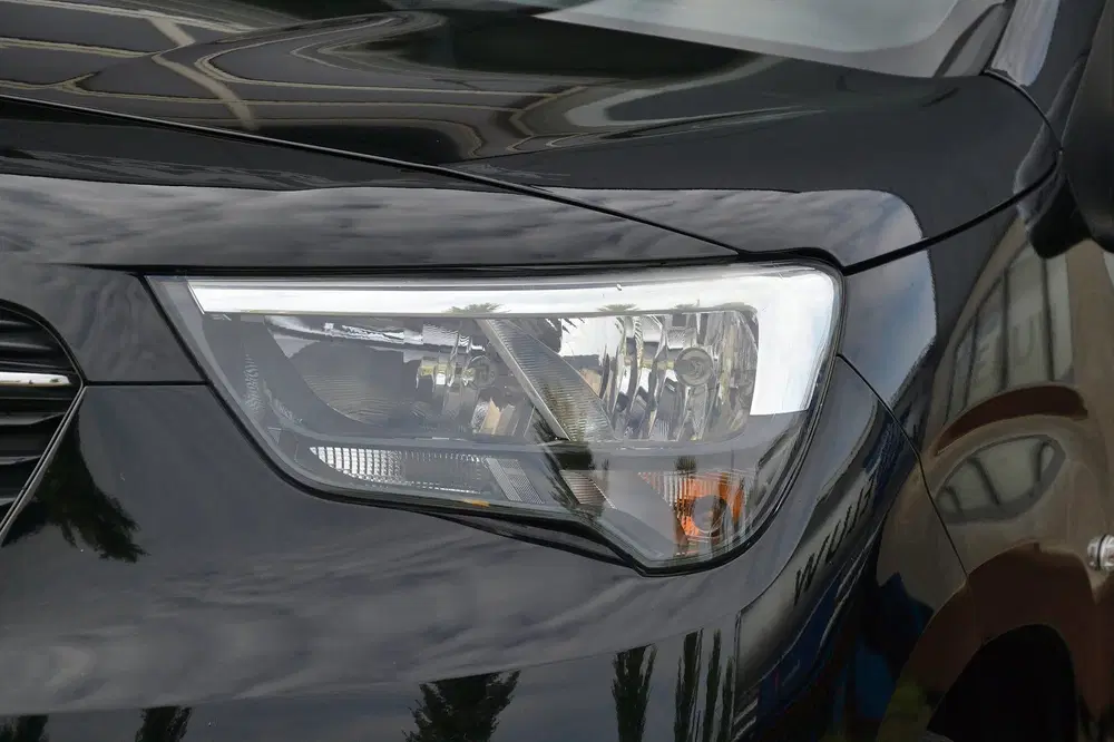 Opel Combo 1.5D L1H1 Edition uit 2019, foto 5