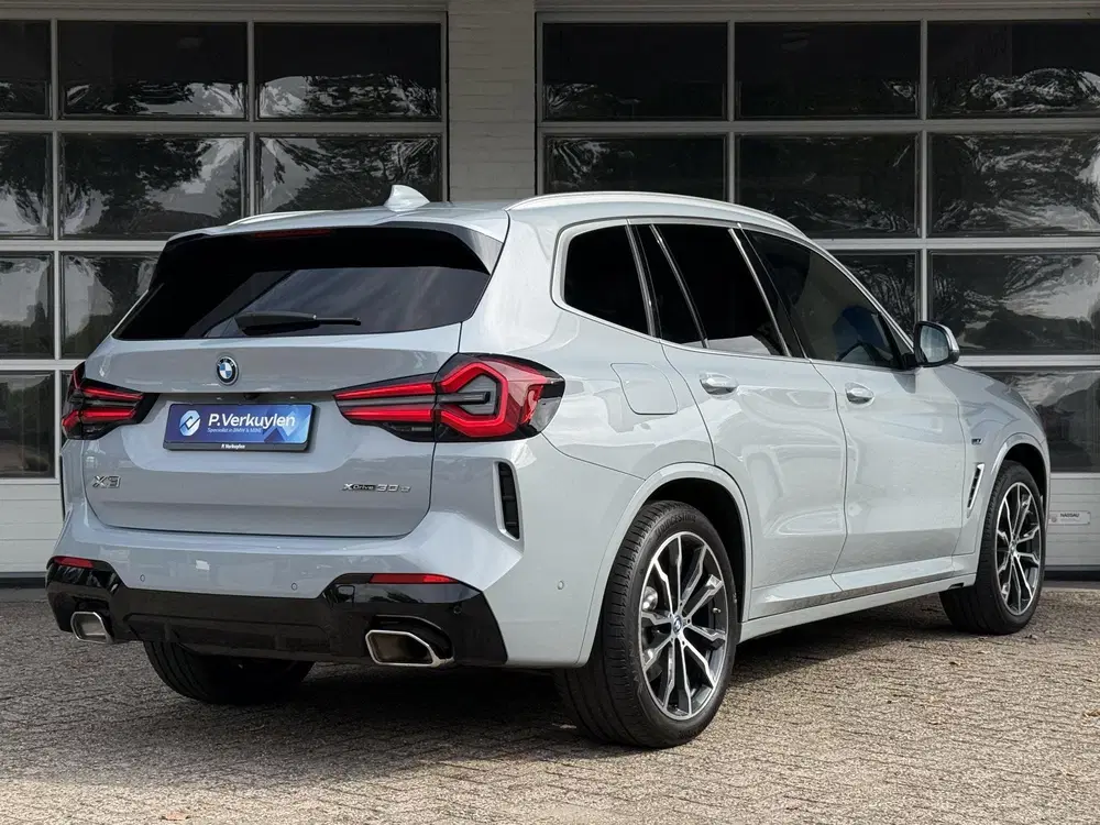 BMW X3 xDrive30e M SPORT uit 2022, foto 7