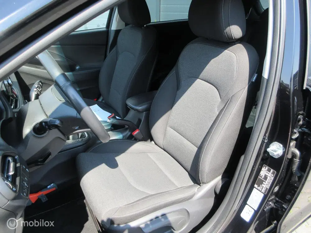 Hyundai i30 1.0 T-GDi MHEV Comfort Smart 73dkm Camera uit 2023, foto 15