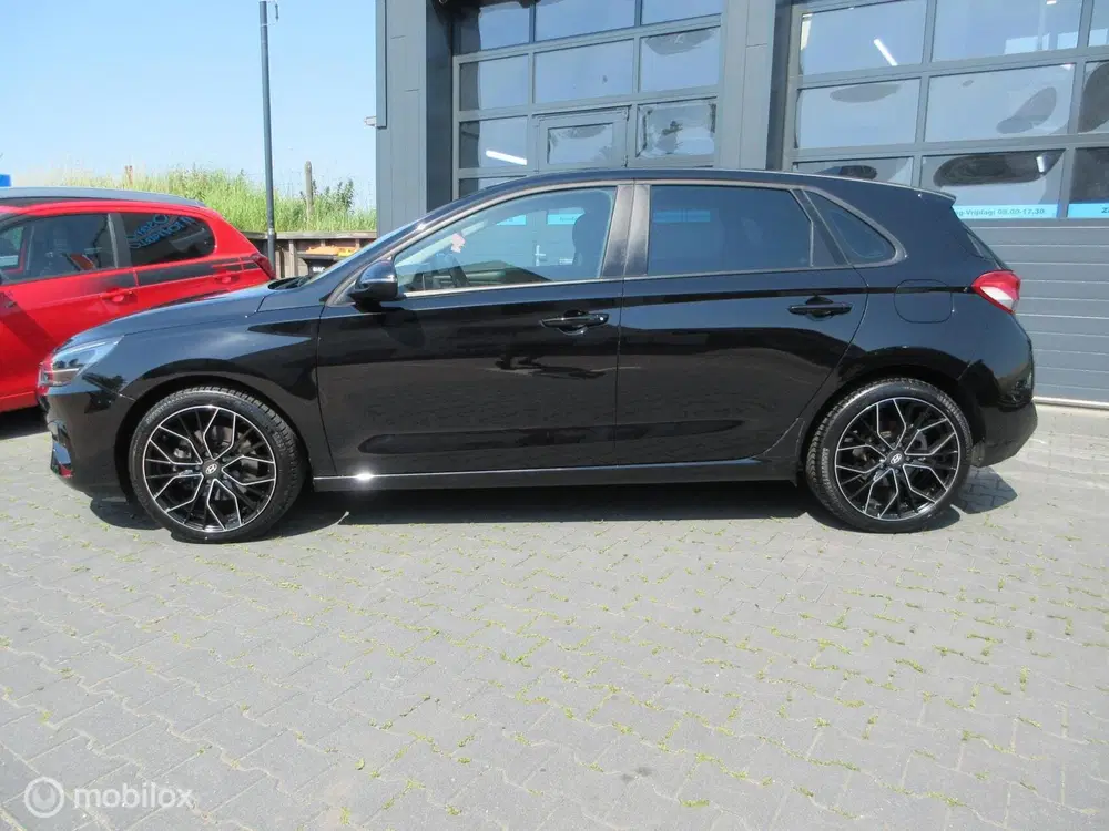 Hyundai i30 1.0 T-GDi MHEV Comfort Smart 73dkm Camera uit 2023, foto 5
