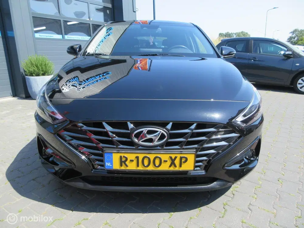 Hyundai i30 1.0 T-GDi MHEV Comfort Smart 73dkm Camera uit 2023, foto 6