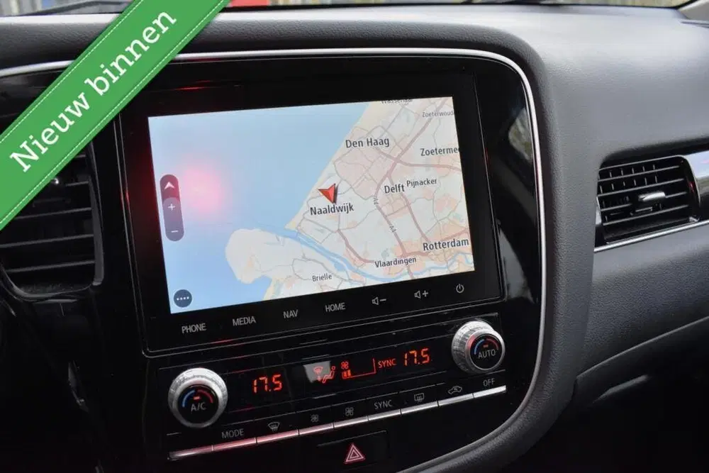Mitsubishi Outlander 2.4 PHEV Diamand Edition 360º CAMERA uit 2020, foto 12