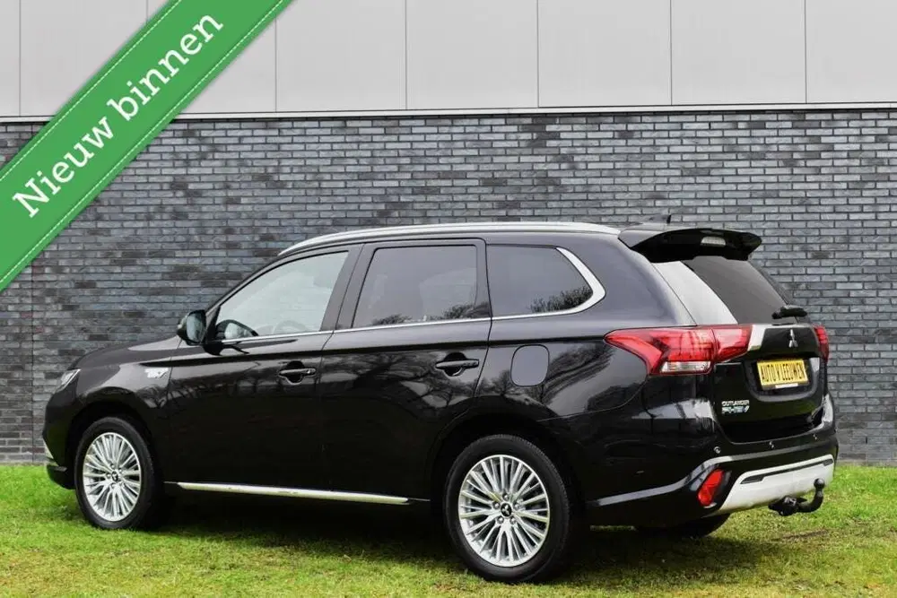 Mitsubishi Outlander 2.4 PHEV Diamand Edition 360º CAMERA uit 2020, foto 14