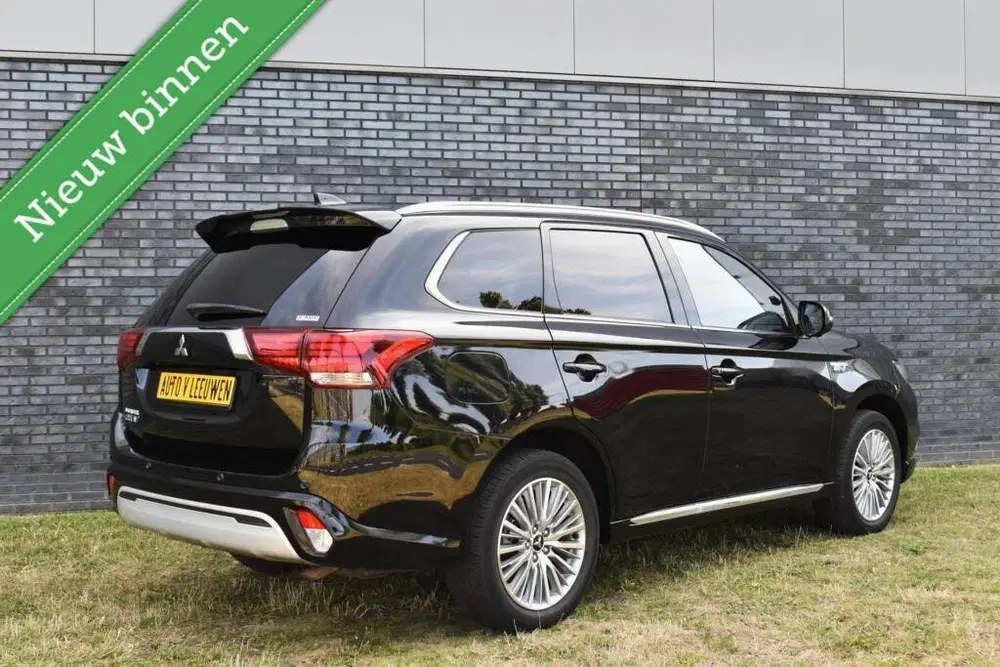 Mitsubishi Outlander 2.4 PHEV Diamand Edition 360º CAMERA uit 2020, foto 4
