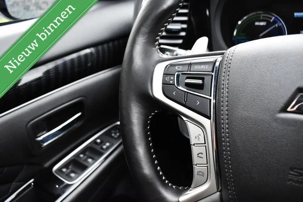 Mitsubishi Outlander 2.4 PHEV Diamand Edition 360º CAMERA uit 2020, foto 8