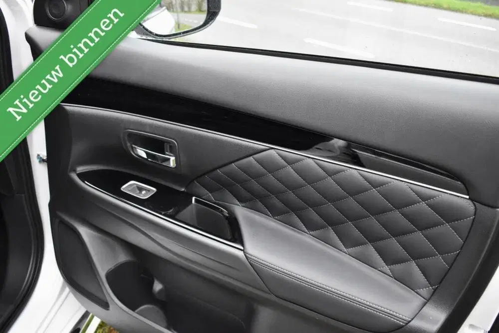 Mitsubishi Outlander 2.4 PHEV Diamand Edition 360º CAMERA uit 2019, foto 8