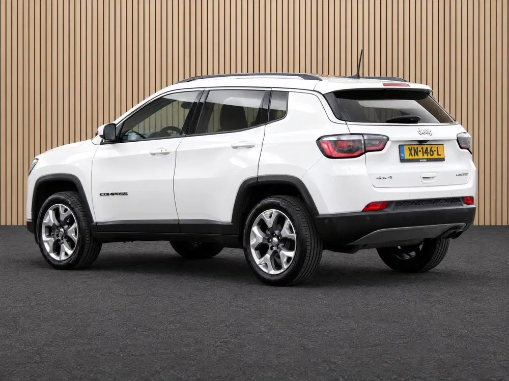 Jeep Compass 1.4 MultiAir Limited 4x4 Automaat uit 2019, foto 2
