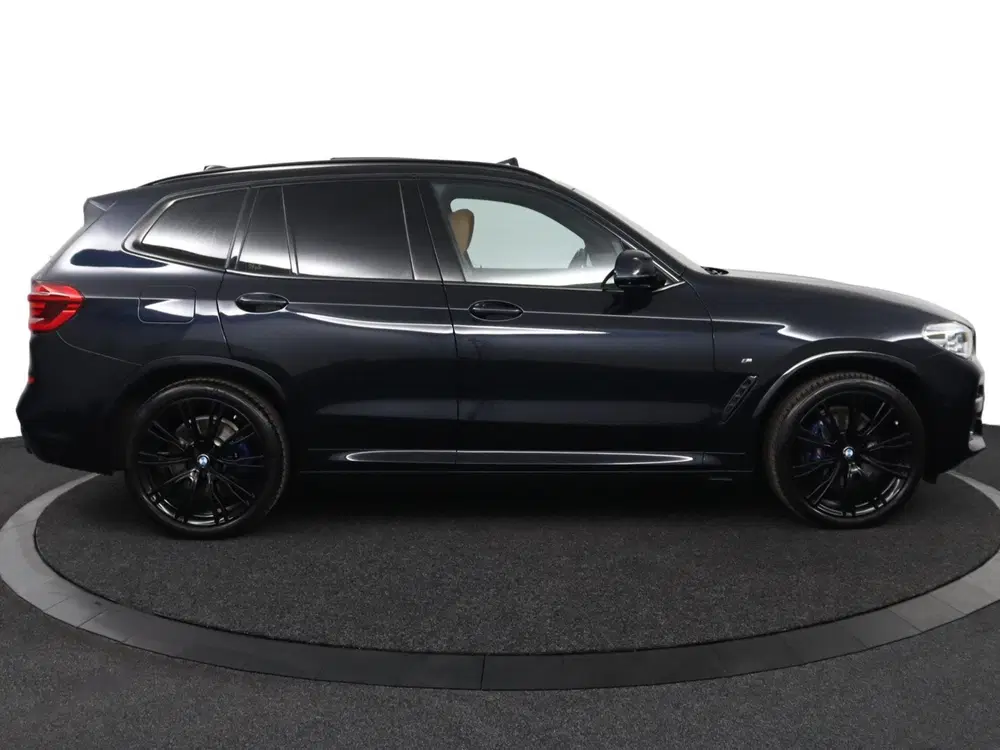 BMW X3 xDrive20i High Executive Edition M-Sportpa uit 2020, foto 11