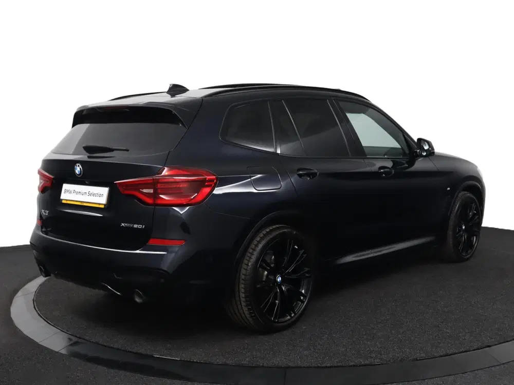BMW X3 xDrive20i High Executive Edition M-Sportpa uit 2020, foto 2