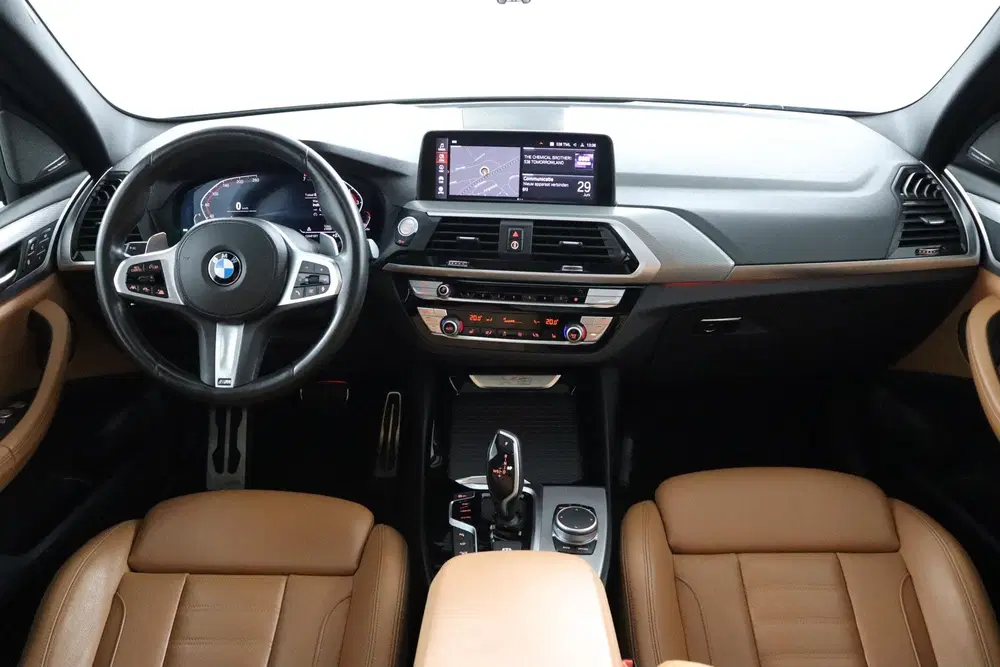 BMW X3 xDrive20i High Executive Edition M-Sportpa uit 2020, foto 4