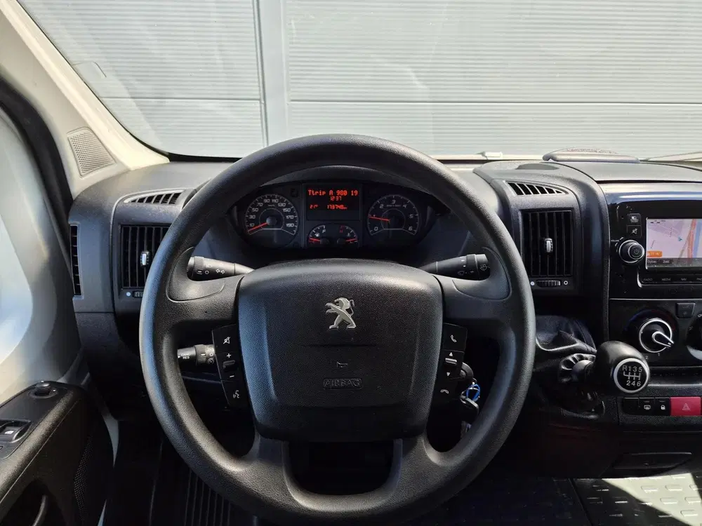 Peugeot Boxer 2.2 HDi L2H2 Airco Camera Navi 2x Schuifde uit 2020, foto 6