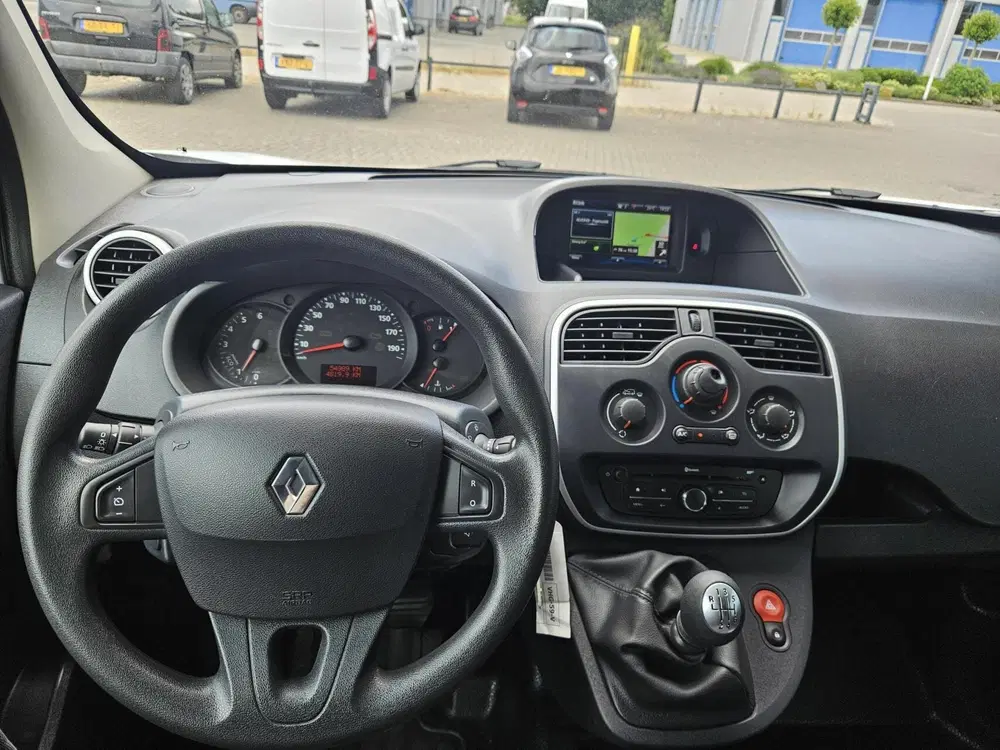 Renault Kangoo 1.5 Blue dCi Airco Cruise Navi Trekh uit 2020, foto 2