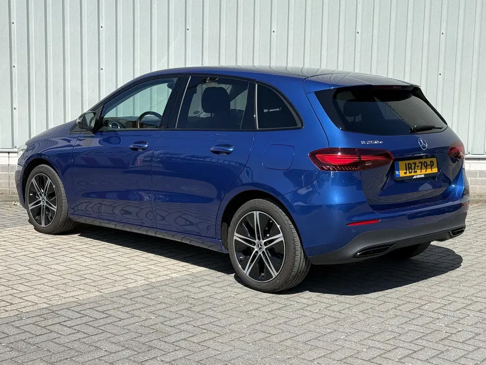 Mercedes-Benz B-Klasse 250 e Business Line uit 2023, foto 9