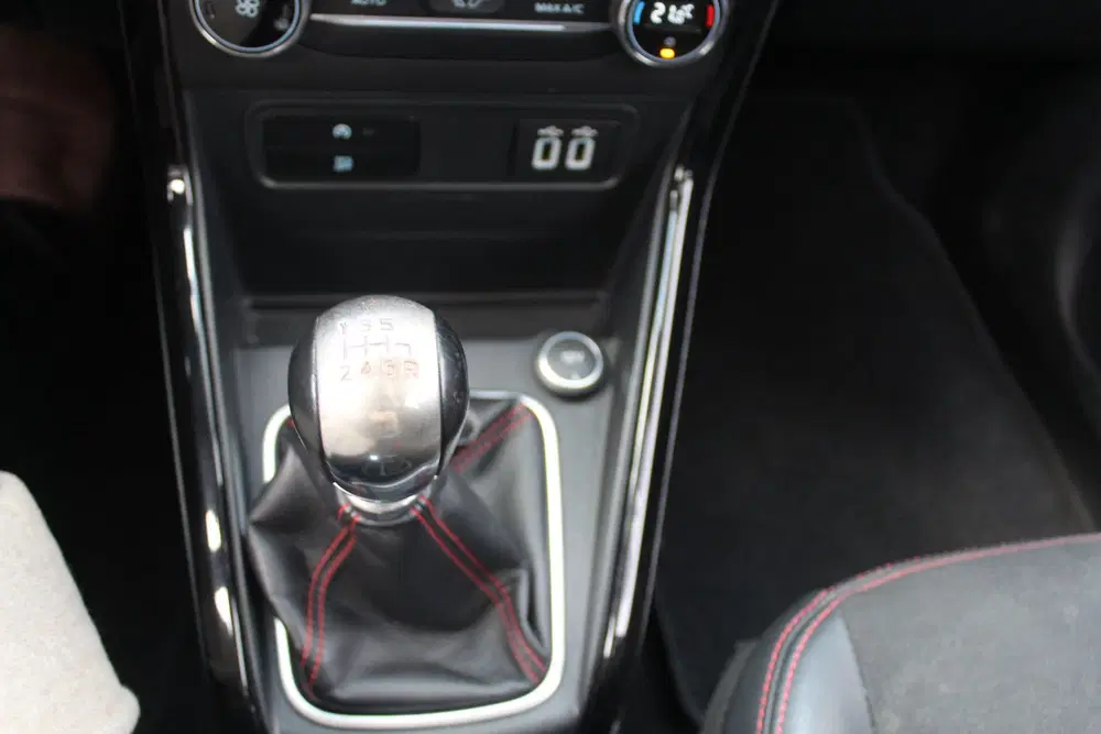 Ford EcoSport 1.0 EcoBoost ST-Line Black l Cruise Contro uit 2019, foto 13