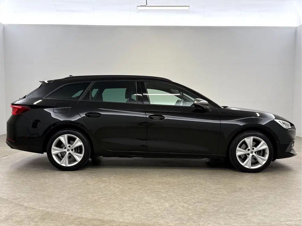 SEAT Leon 1.4 TSI eHybrid PHEV FR Business Intense uit 2021, foto 11