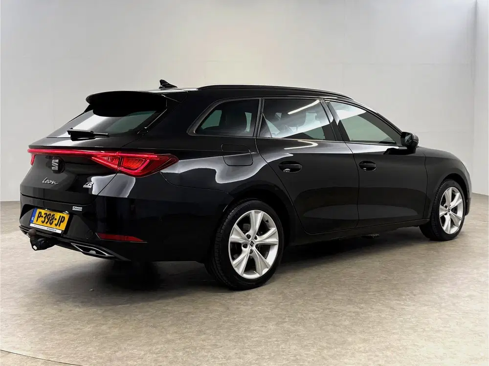 SEAT Leon 1.4 TSI eHybrid PHEV FR Business Intense uit 2021, foto 13