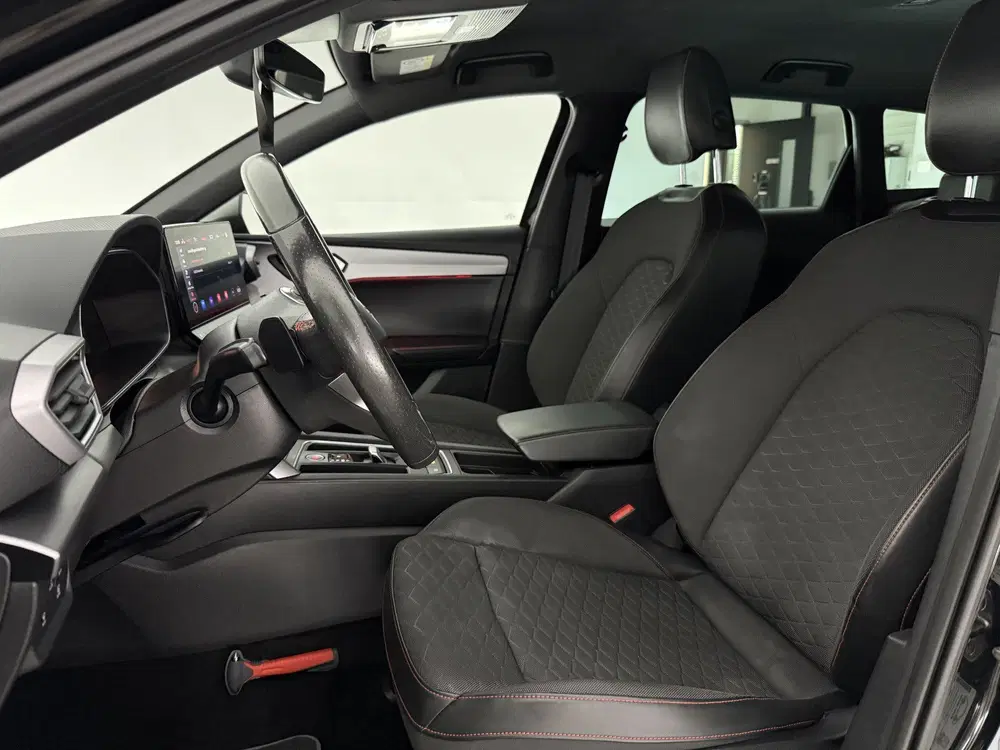 SEAT Leon 1.4 TSI eHybrid PHEV FR Business Intense uit 2021, foto 14