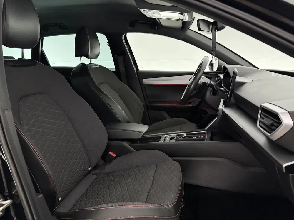 SEAT Leon 1.4 TSI eHybrid PHEV FR Business Intense uit 2021, foto 15