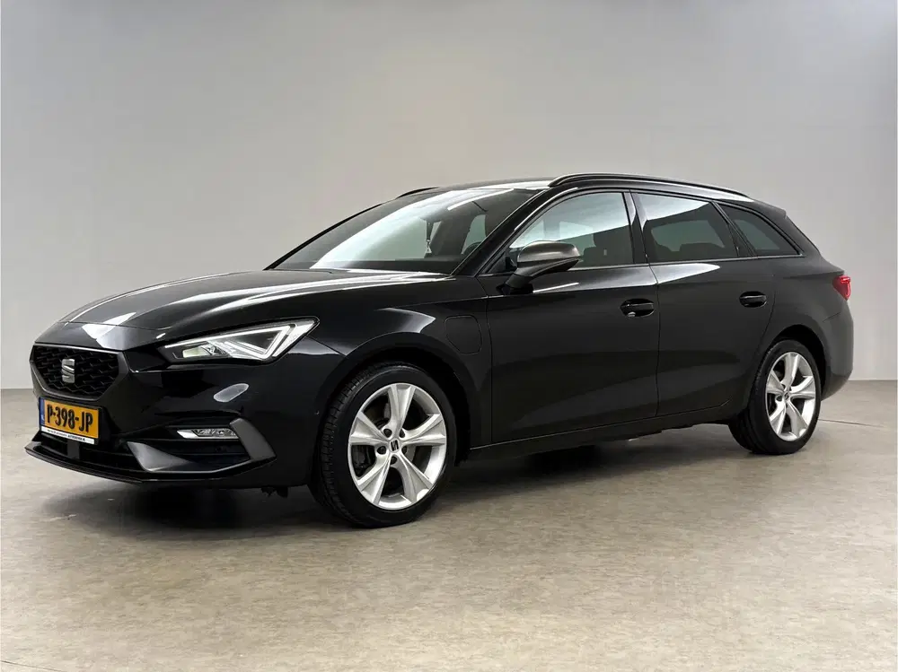 SEAT Leon 1.4 TSI eHybrid PHEV FR Business Intense uit 2021, foto 8
