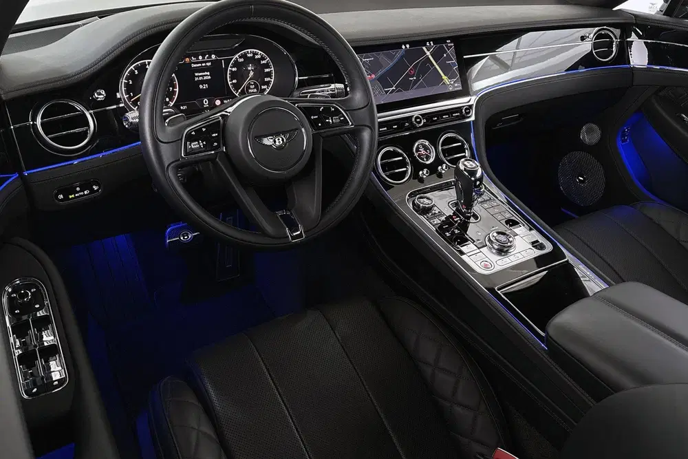 Bentley Continental GT 4.0 V8 uit 2020, foto 6