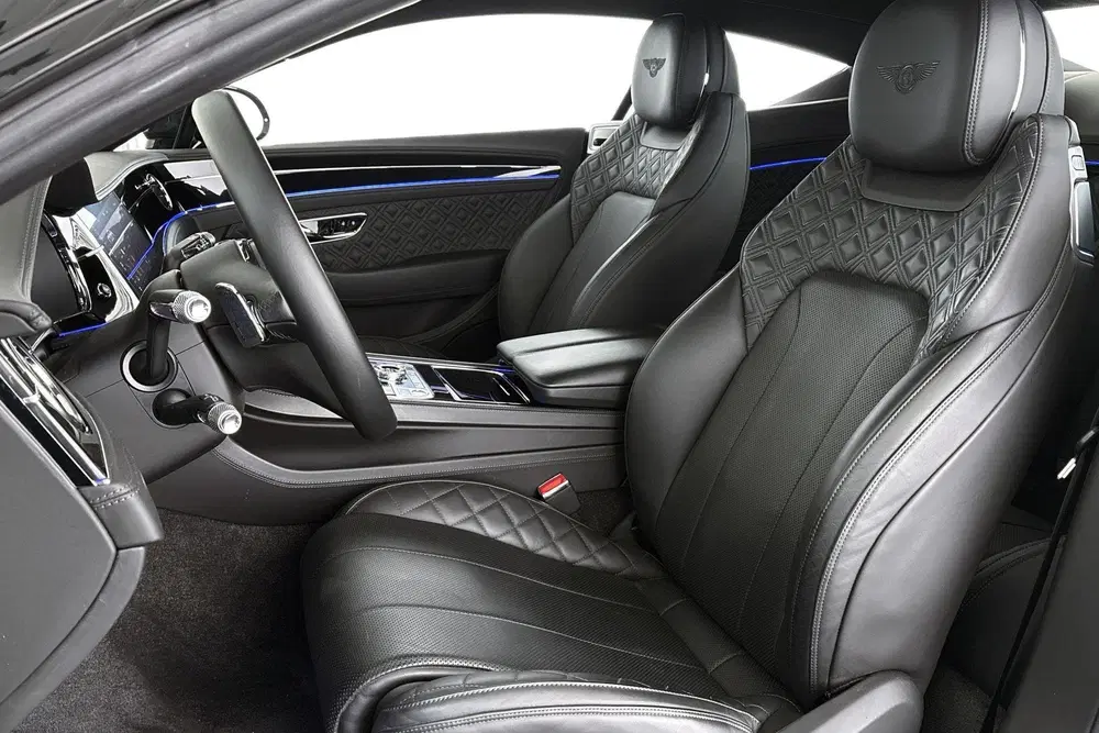 Bentley Continental GT 4.0 V8 uit 2020, foto 7